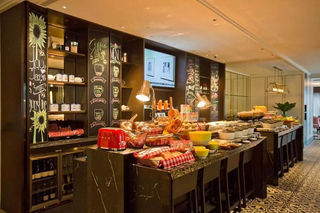 GRANDPARKCITYHALL_SHABAVIZ (4).jpg